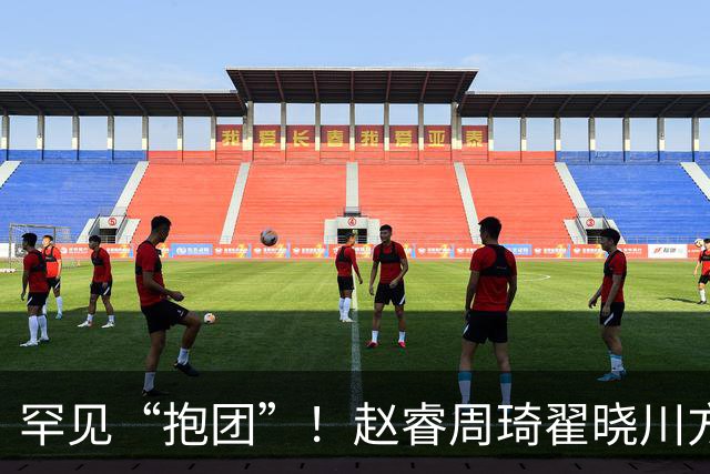 罕见“抱团”！赵睿周琦翟晓川方硕均是19年李楠任国家队主帅期间主力